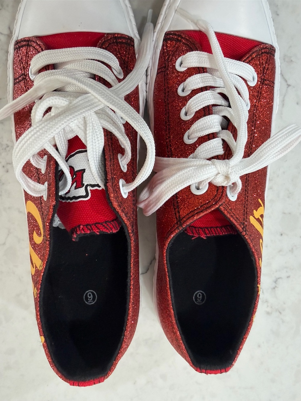 NEW Kansas City Chiefs Red Glitter Low-Top Sneakers for Women - Picture 5 of 6